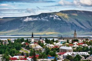 El gobierno Islandés ha tomado la decisión de levantar todas las restricciones relacionadas con COVID-19, tanto dentro del país como en la frontera