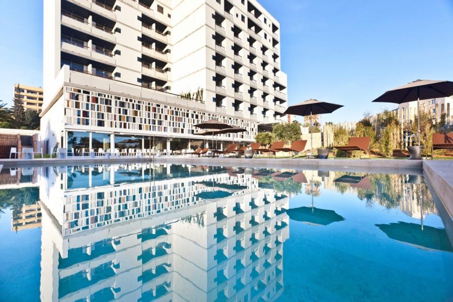 La cadena Leonardo Hotels entra en Mallorca con la adquisición de un hotel de 77 habitaciones y categoría 4* Superior ubicado en Portals Nou, una de las zonas más exclusivas de la isla, que operará bajo el nombre de Leonardo Boutique Hotel Mallorca Port Portals.