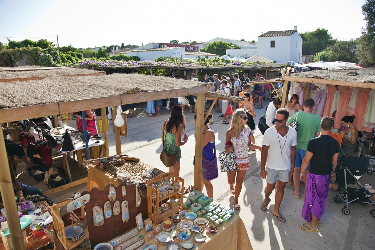 De Shopping por los Mercados y Mercadillos de Formentera