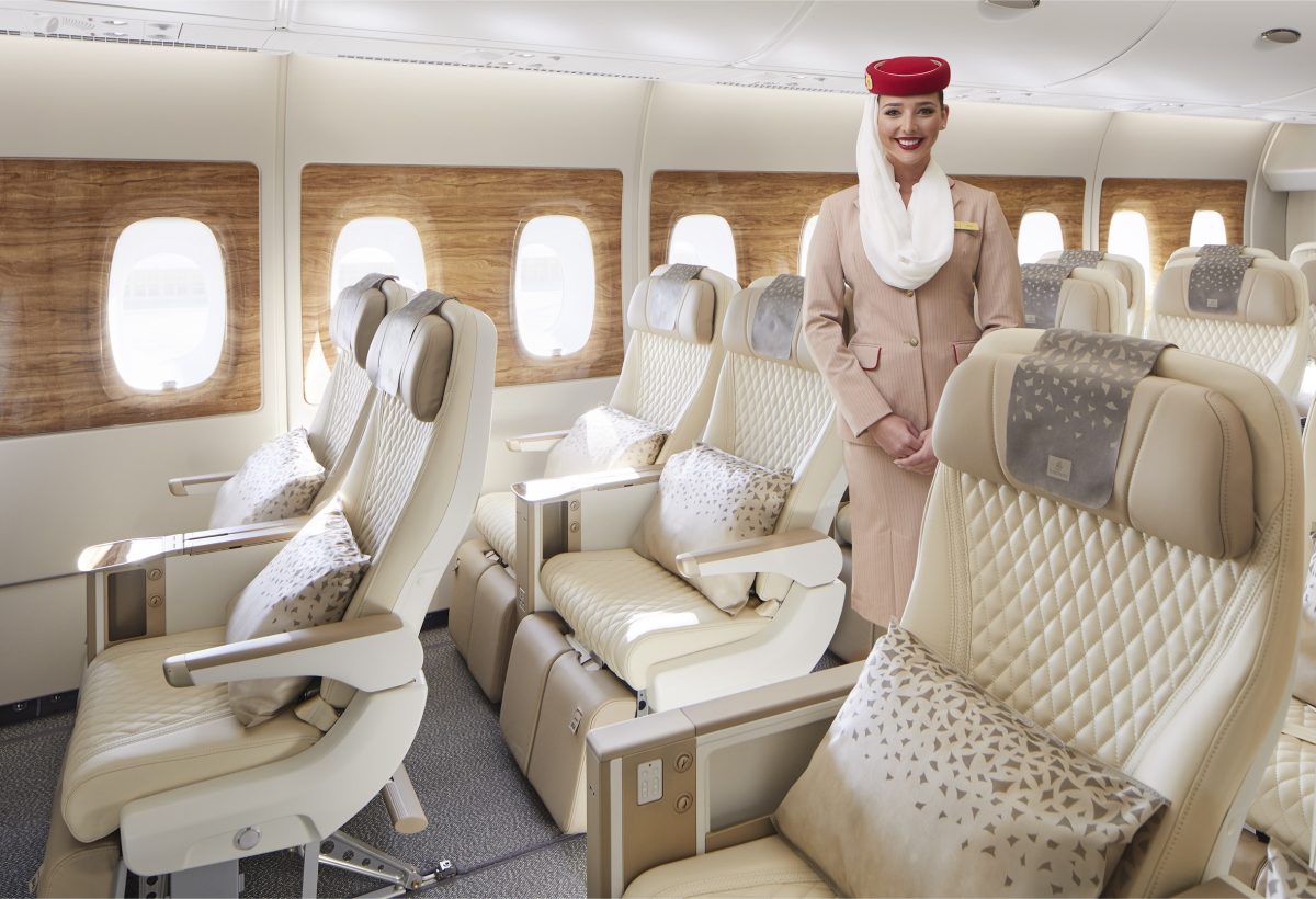 Emirates ha anunciado hoy que, a partir del 29 de octubre, los clientes que vuelen desde y hacia Mumbai y Bengaluru podrán disfrutar de su codiciada oferta Premium Economy.